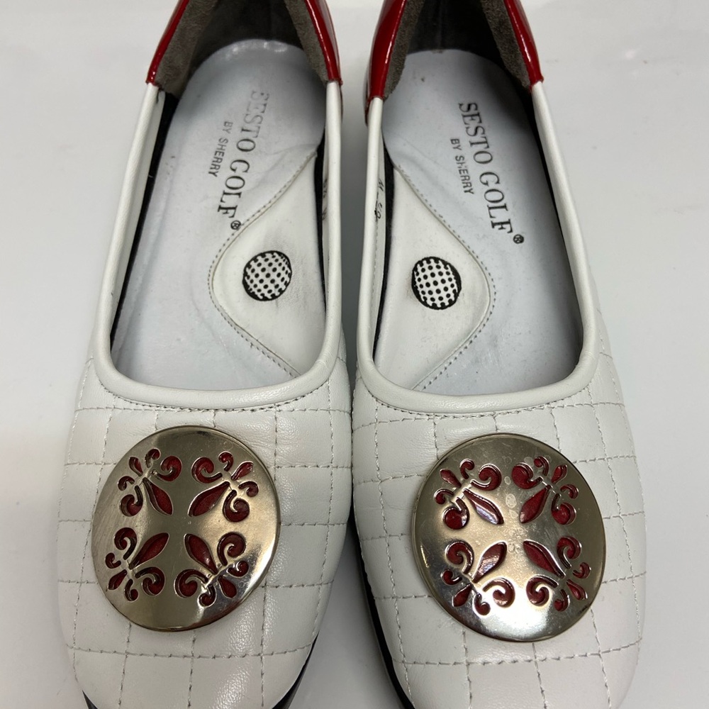 Womens fashionable golf shoes